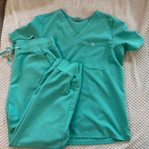 Garde Malade Scrub Set